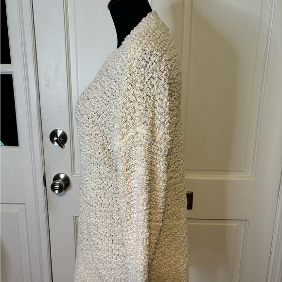 Debut Off-White Textured Knit Sweater - Picture 6 of 7